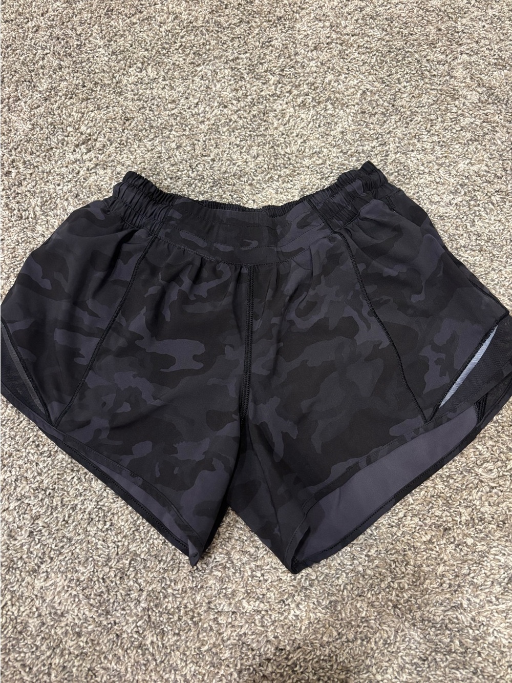 Women’s Camo Hotty Hot Shorts